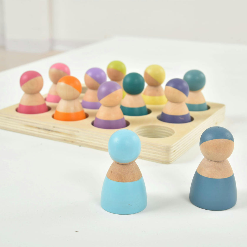 Wooden Rainbow Peg Dolls Figures 12 Piece Set