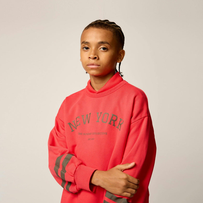 Organic Sunday Sweatshirt in Faded Red