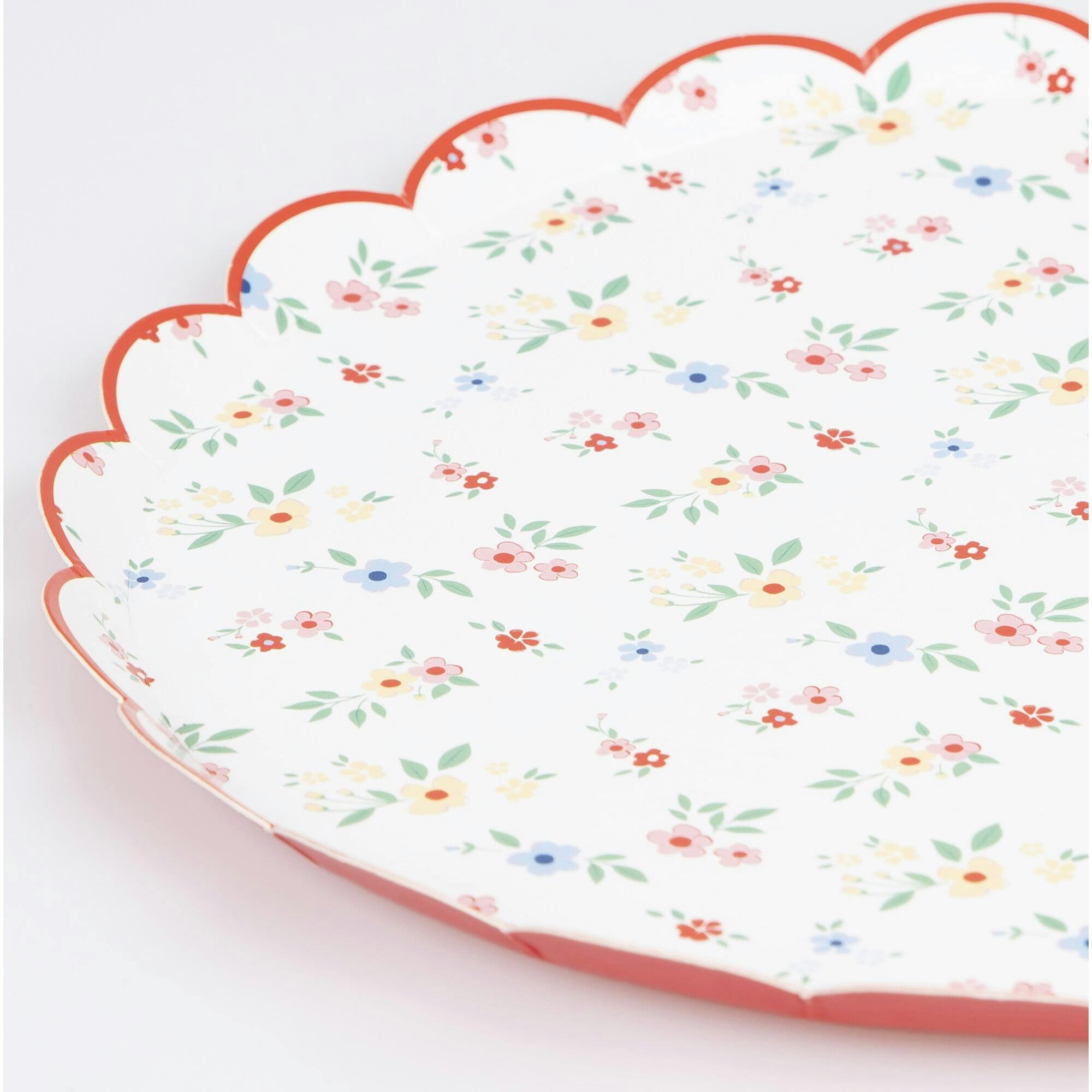 Ditsy Posy Scalloped Side Plates