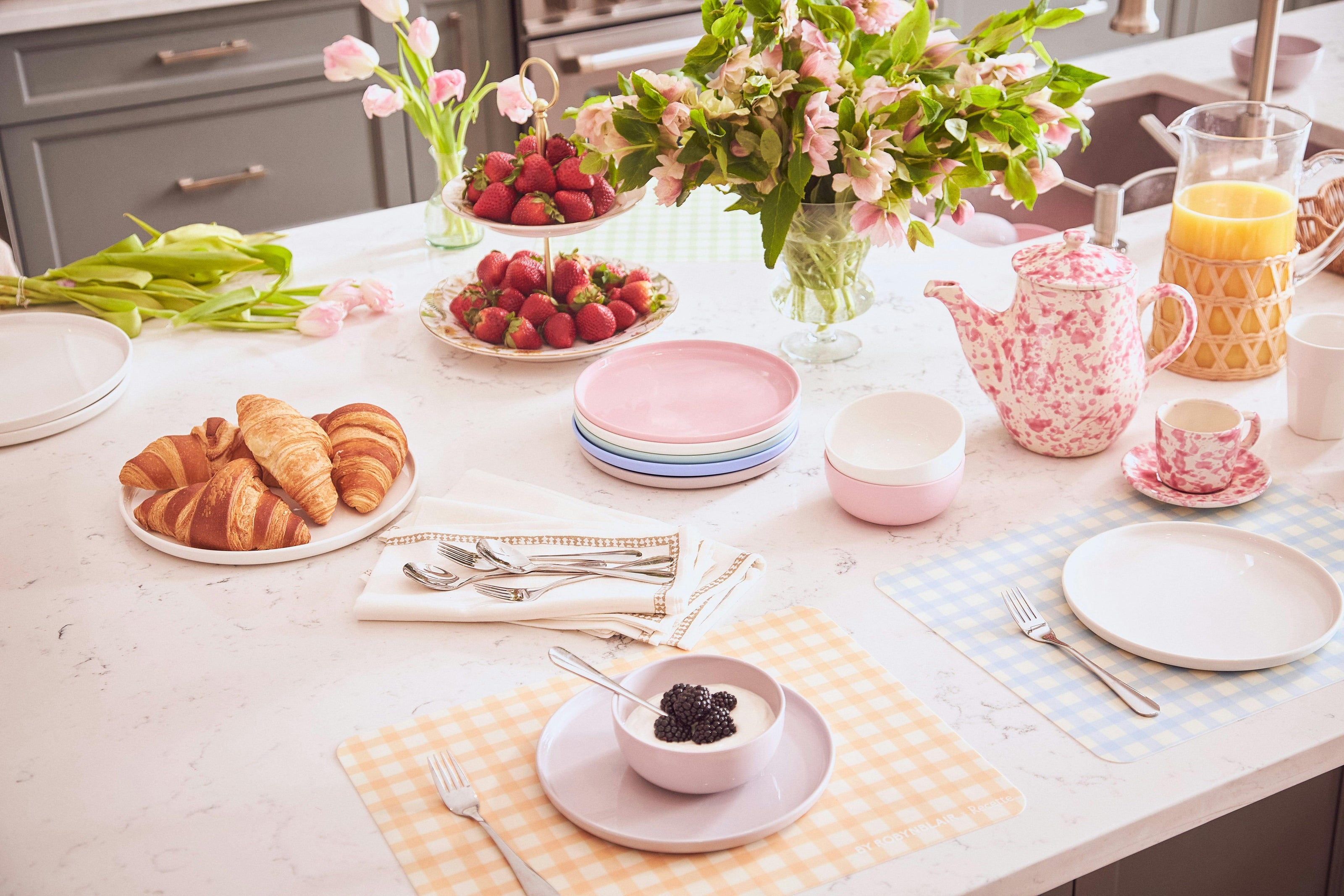 2 Placemats | Coral Gingham |  by robynblair x Recette
