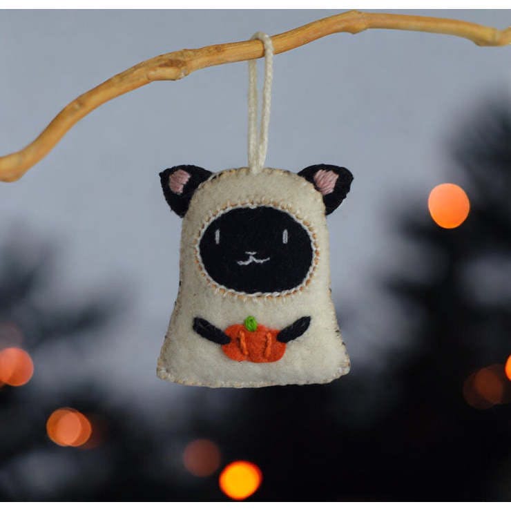 Halloween Ornament Set