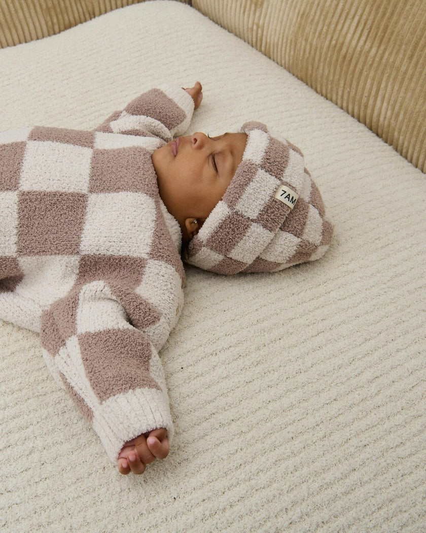 Beanie • Checkers Fuzzy