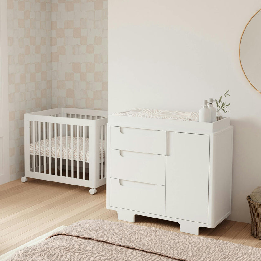 Yuzu 3-Drawer Compact Changer Dresser with Removable Changing Tray (41")