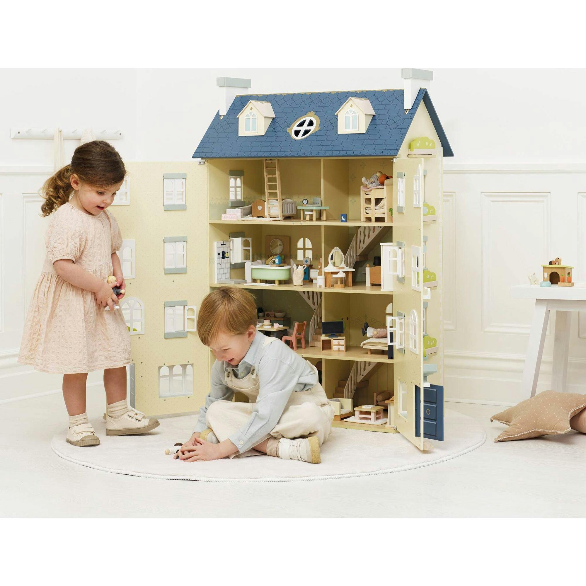 Palace Wooden Dolls House