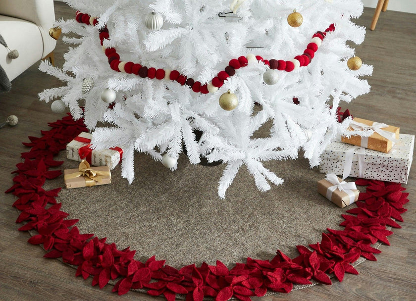 Handmade Overlapping Flowers Christmas Tree Skirt - Natural Red-64"