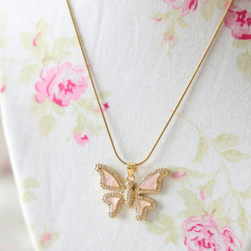 Mariposa Pendant Necklace