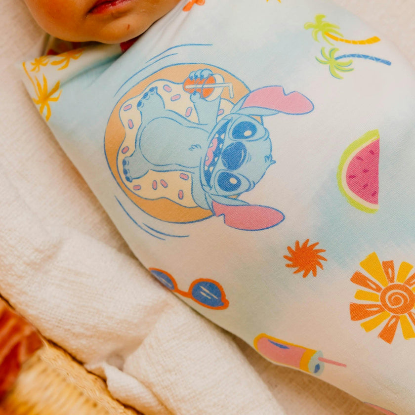 Knit Swaddle Blanket - Disney Stitch Dreamsicles