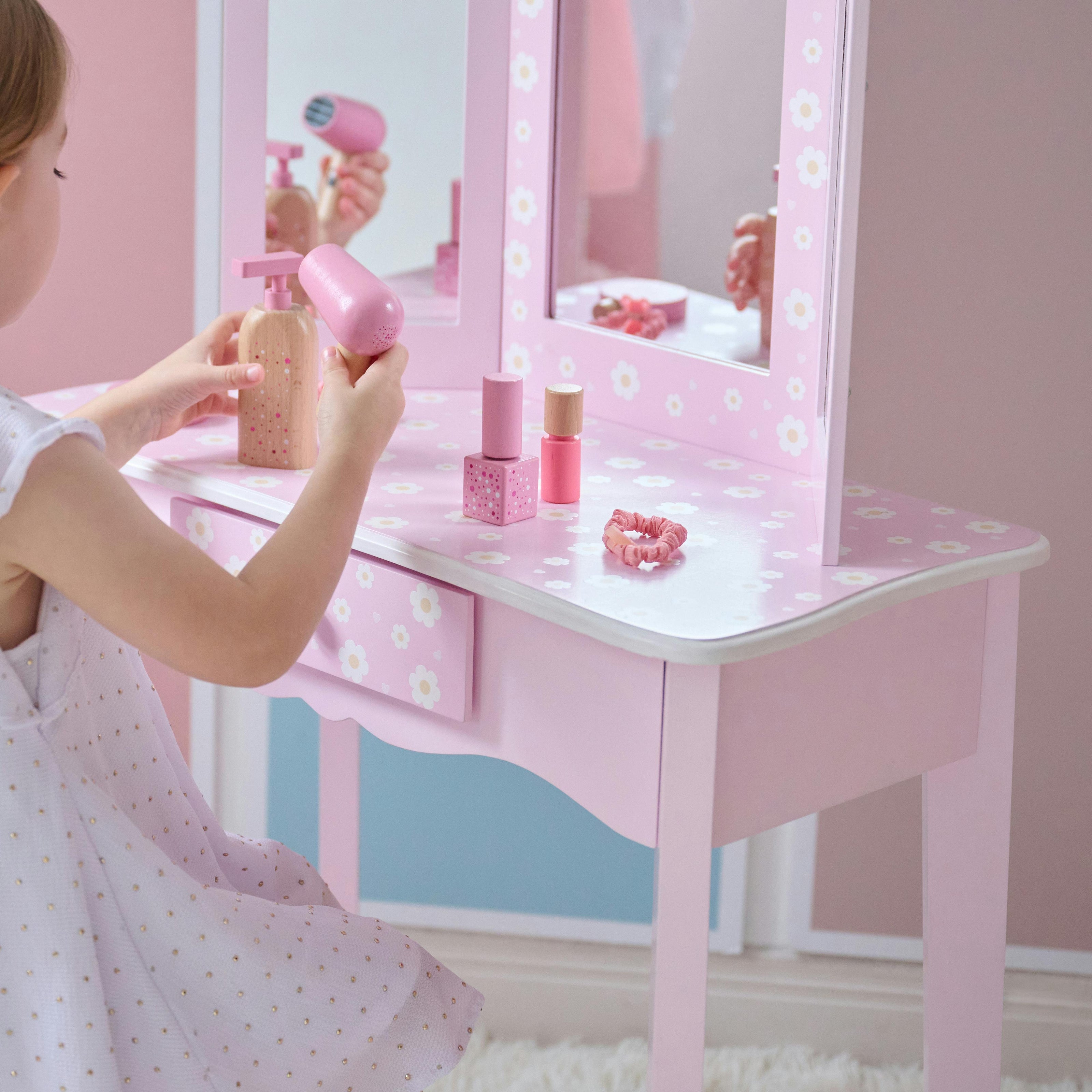 Daisy Gisele Wood Vanity with Tri-Fold Mirror and Drawer, Pink