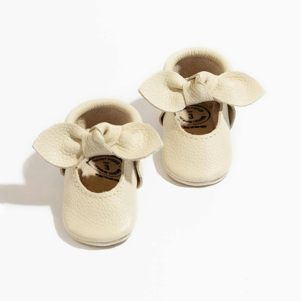 Birch Knotted Bow Baby Shoe