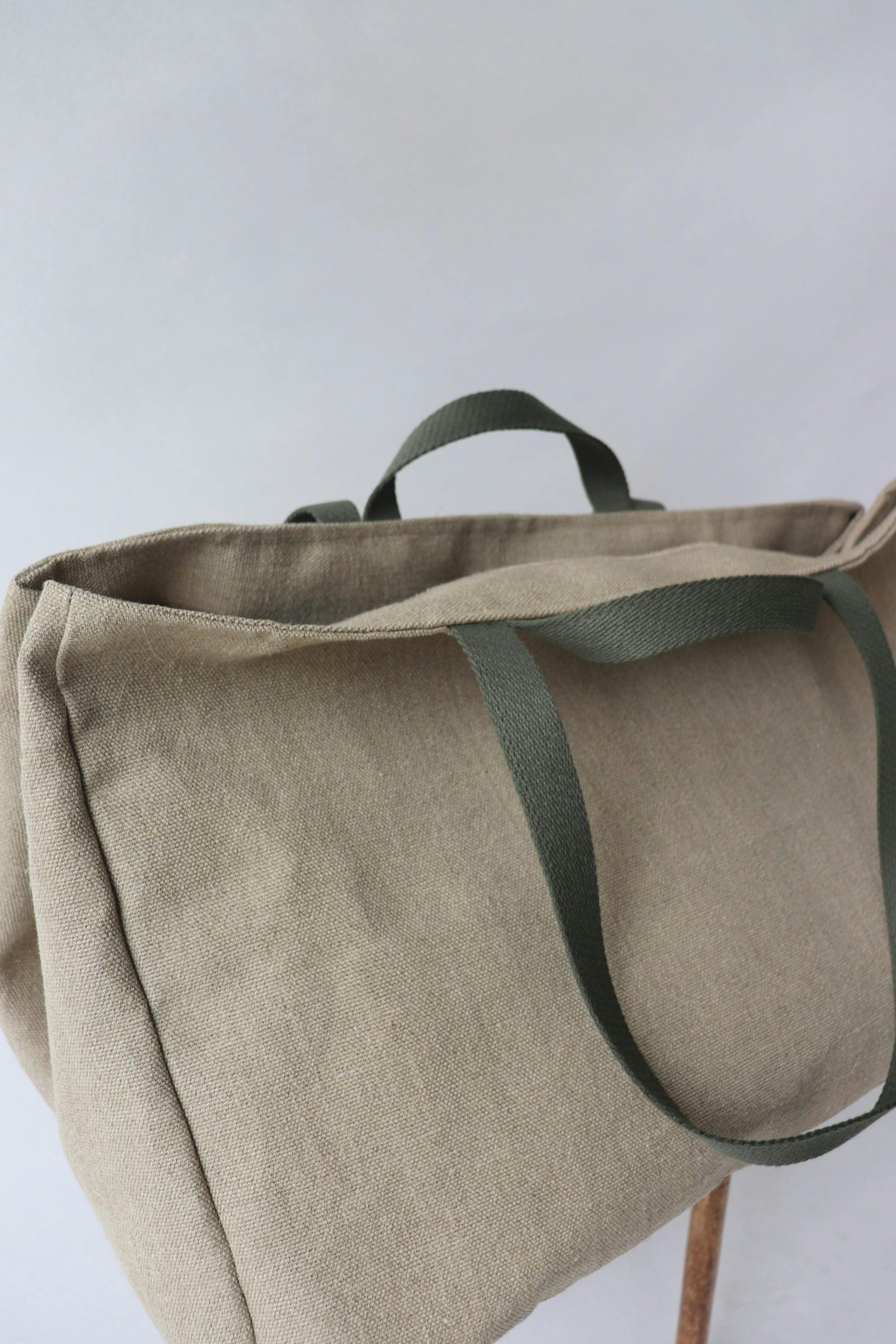 The Versatile Equestrian Barn Bag | Nossilac