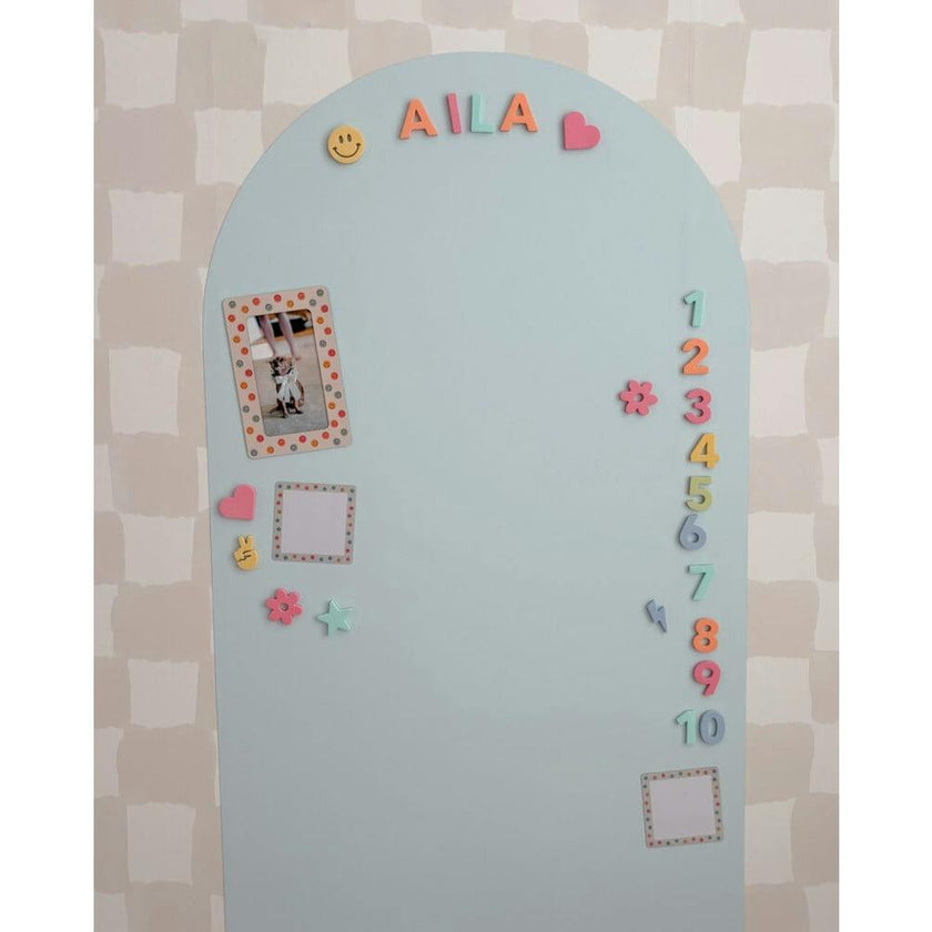 Magnetic Letters