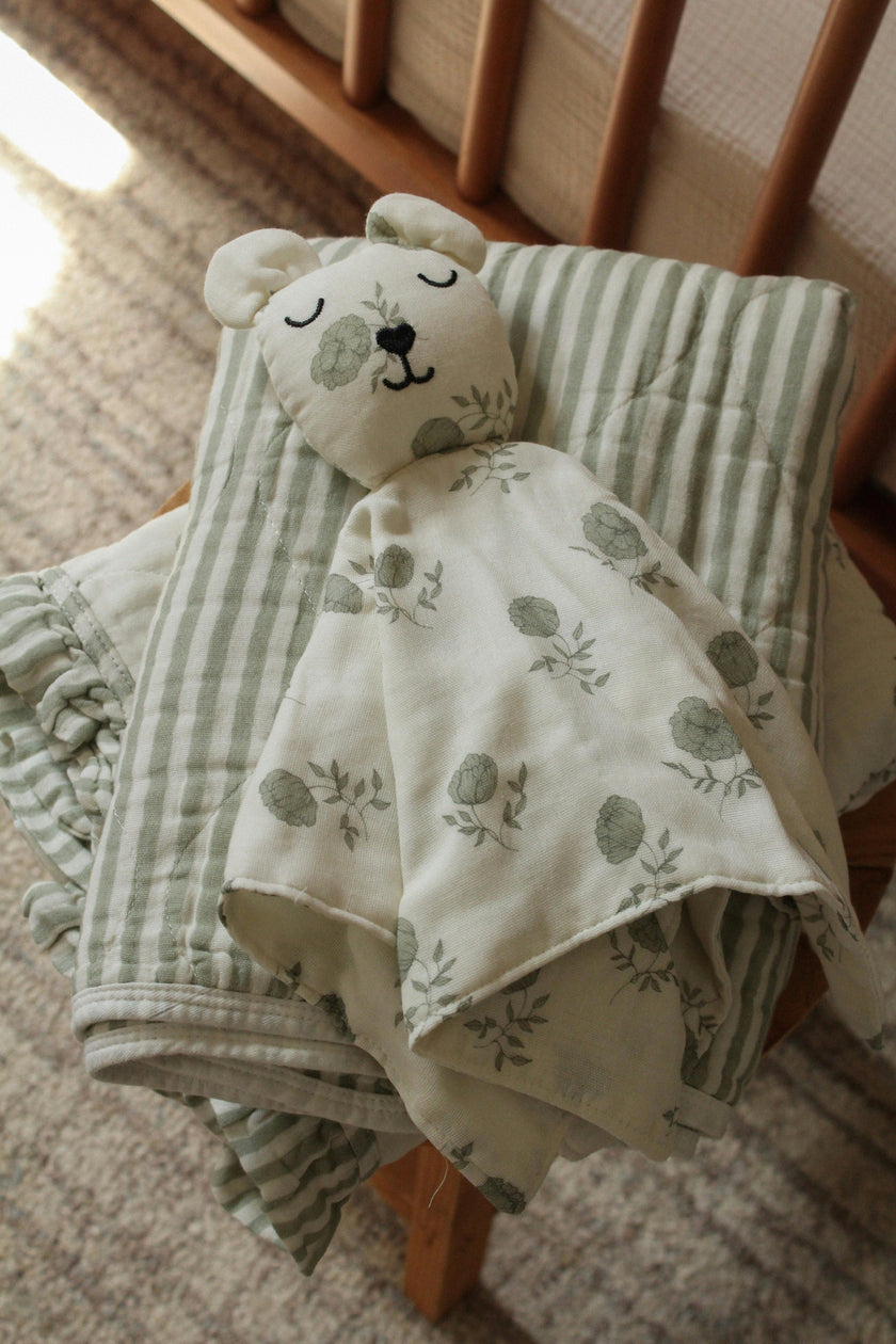 Ellis Green Stripe QUILTED 6 Layer Gauze Blanket