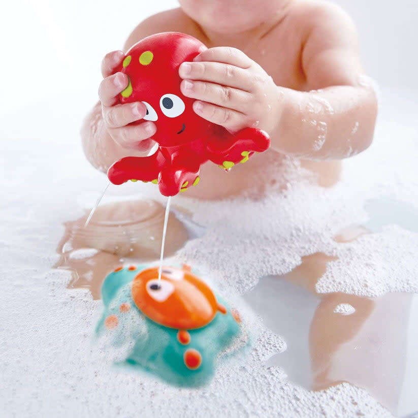 Hape: Ocean Floor Squirters&nbsp;- 2pc Bath Toy Set
