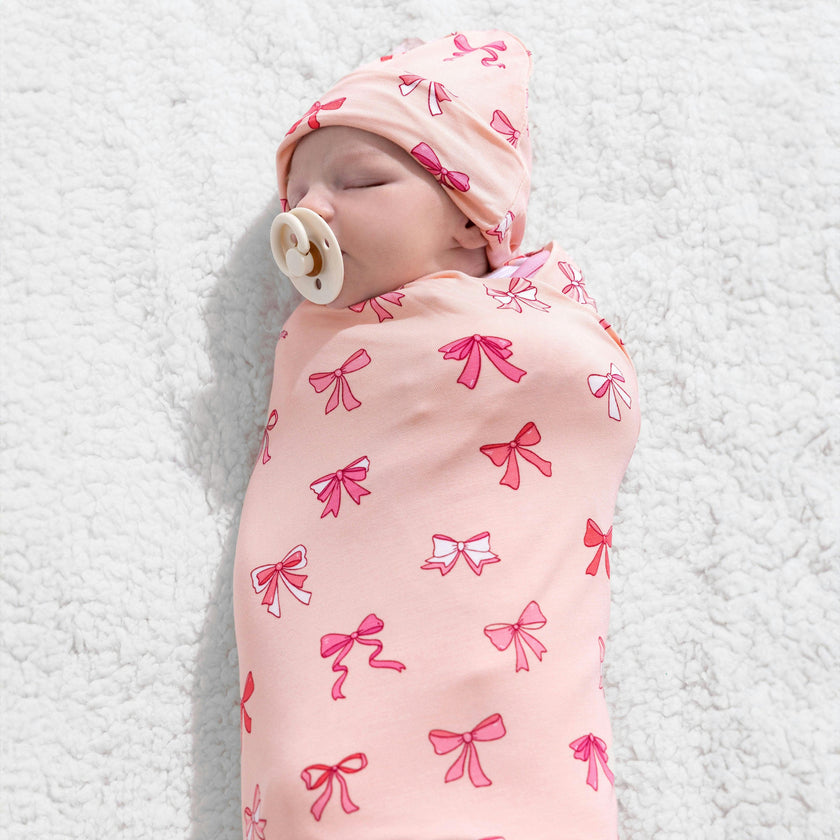 Take A Bow Bamboo Swaddle & Beanie Set