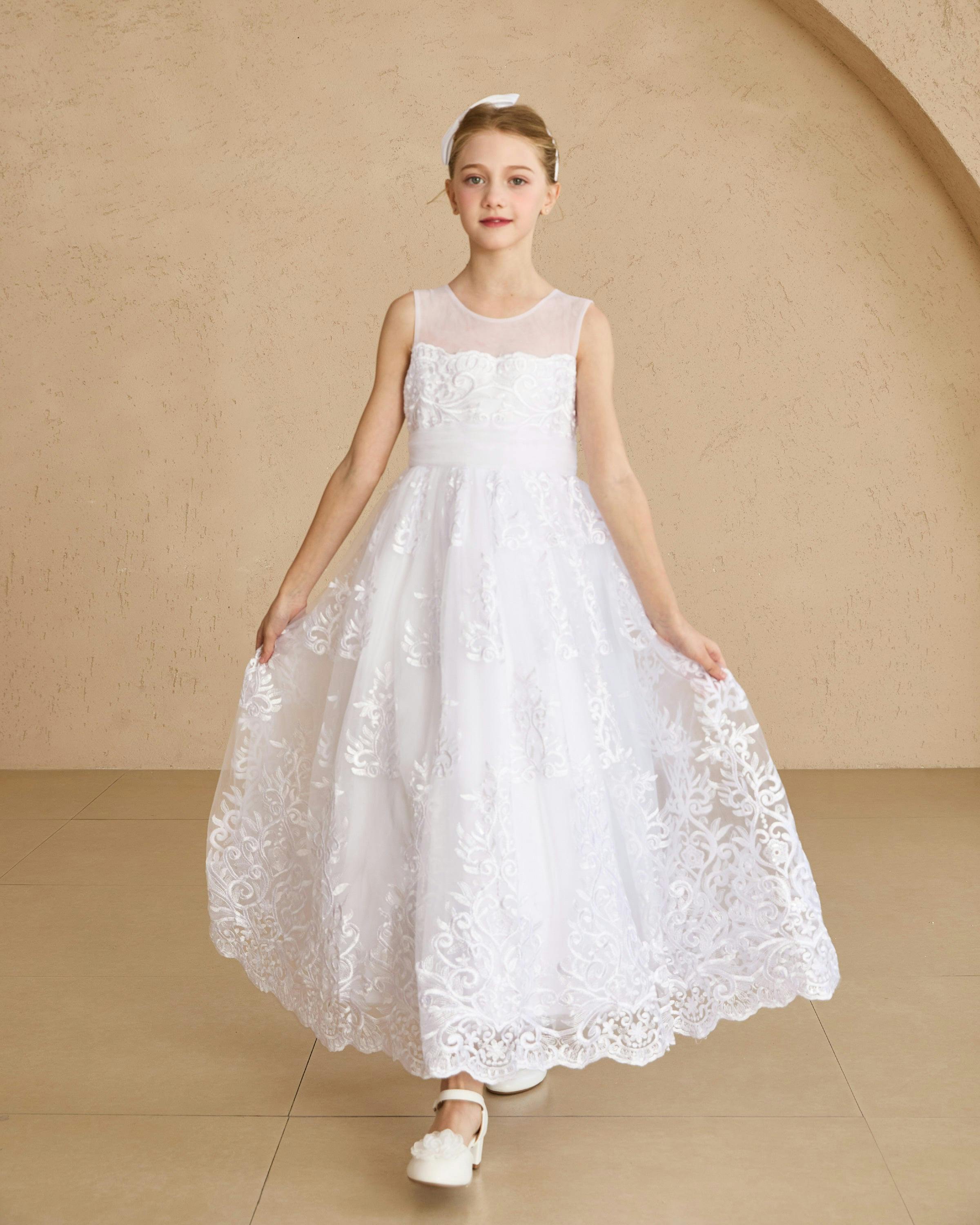 White Auresta Lace Sleeveless Dress