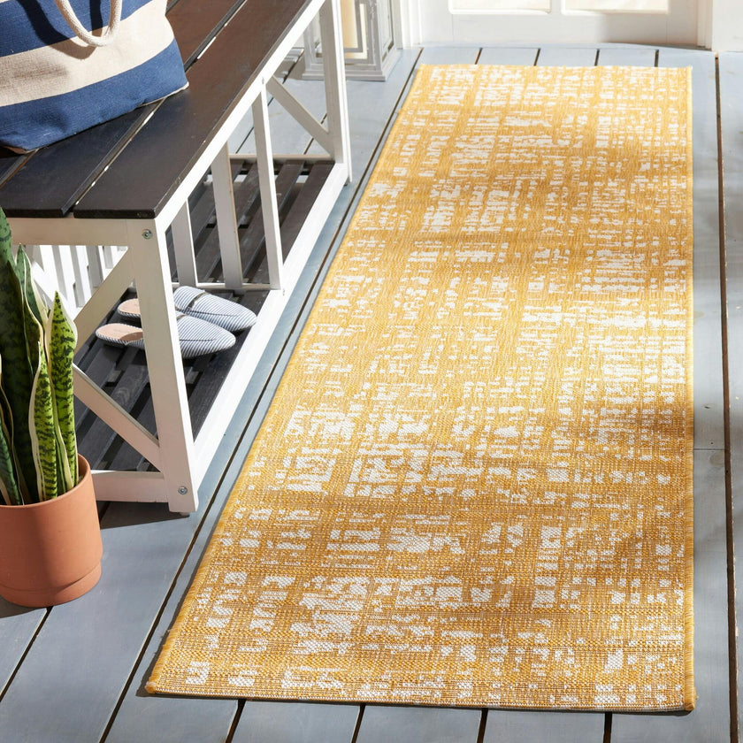 Courtyard Phoebe Indoor/Outdoor Rug, Yellow