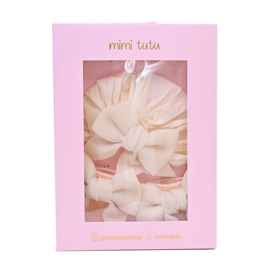 Ivory Bow Pink Sock Gift Set
