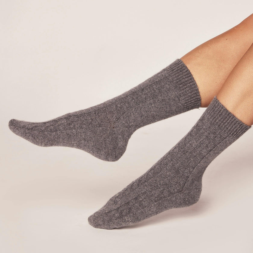 Women's Cashmere Socks in Dark Heather Grey