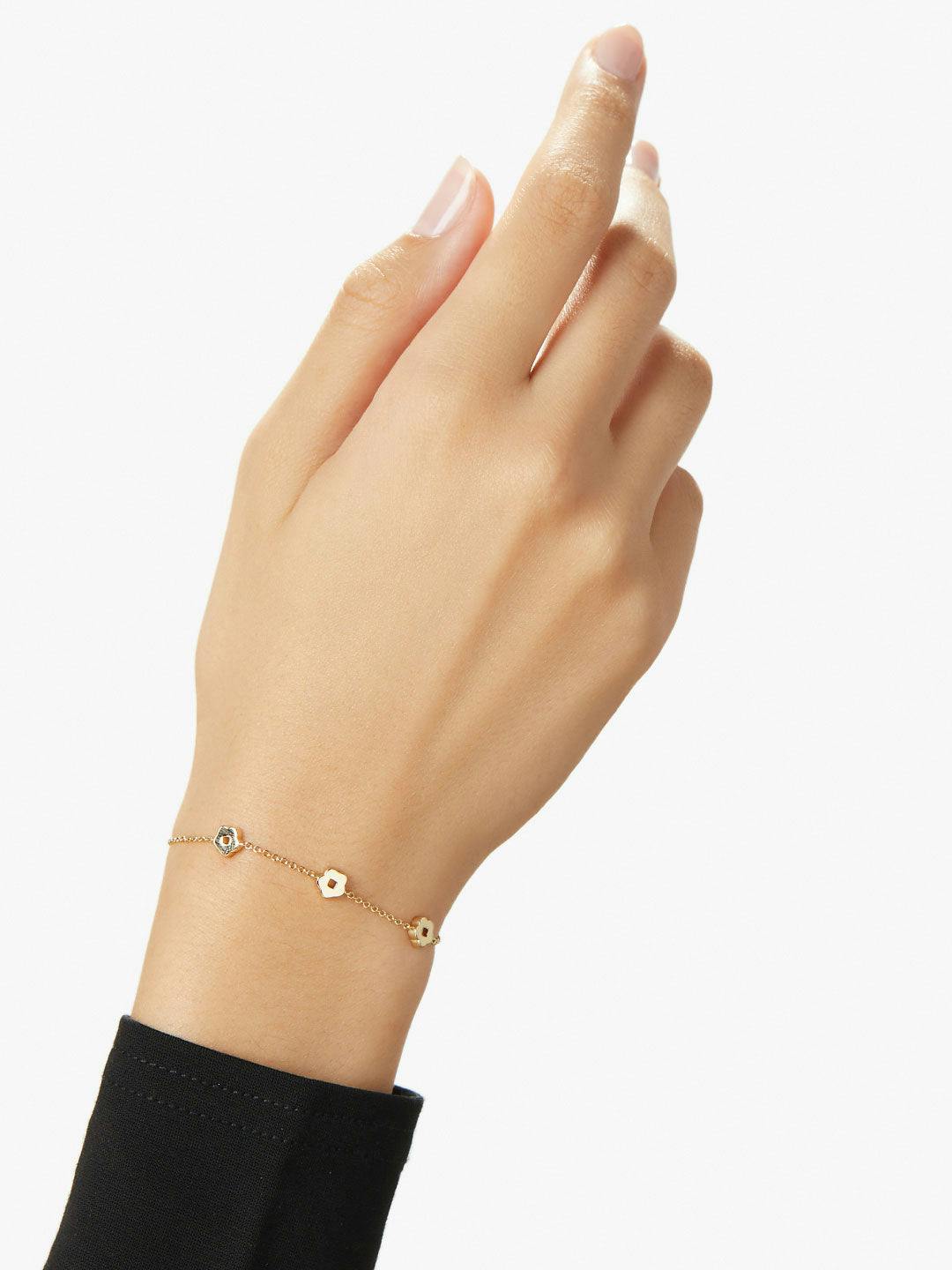 Flower bracelet - Rowena Bracelet