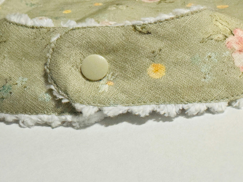 Layette Linen Bib – Hedgerow Floral