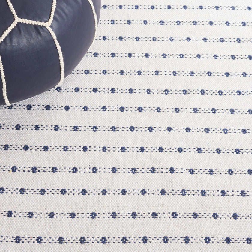 Montauk Dottie Rug, Navy