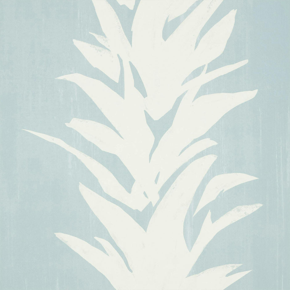 White Lotus 10-Yard Wallpaper
