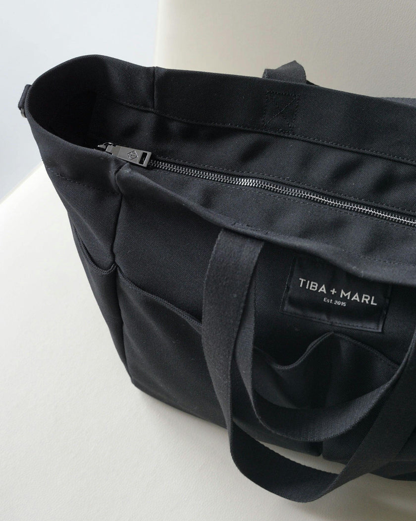 T+M Canvas Pocket Tote Black