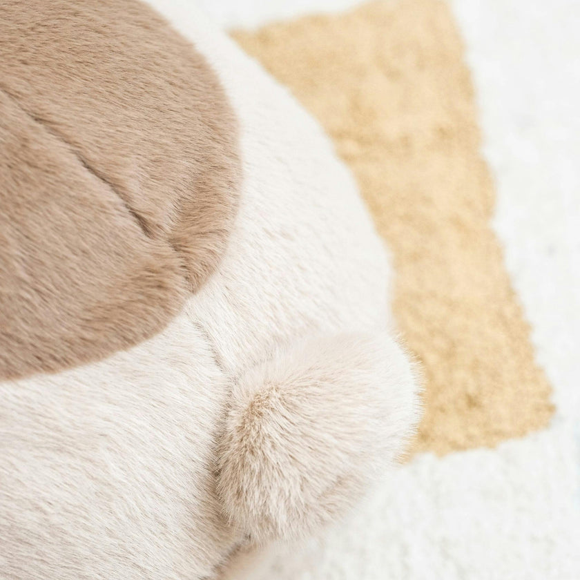 BUNNY POUF