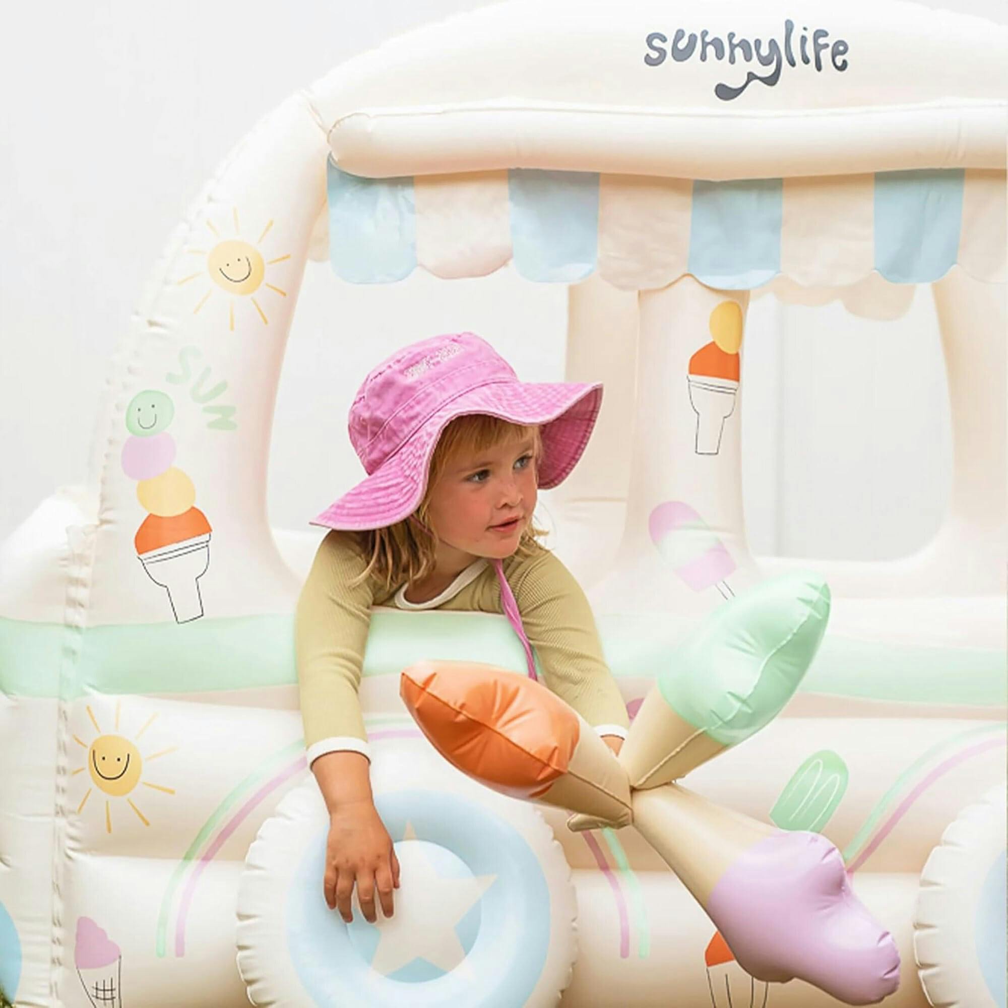Inflatable Cubby: Summer Sundae