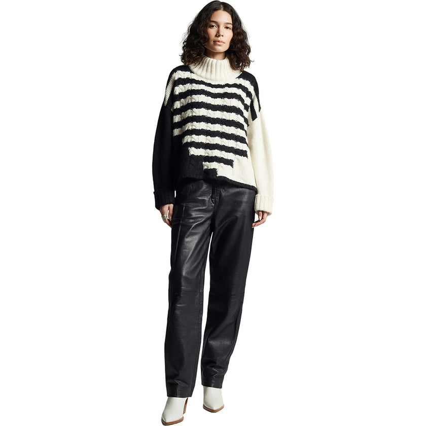 MAEVE SWEATER | ONE LEFT!