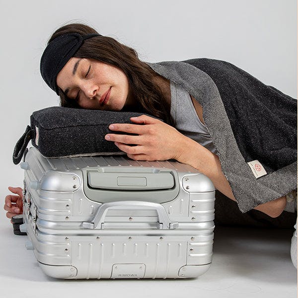 Reversible Solid Throw Set
