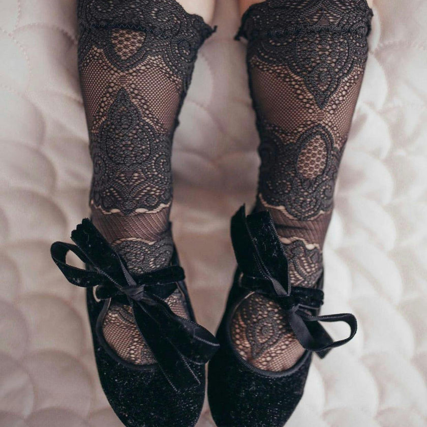 Alice Lace Socks