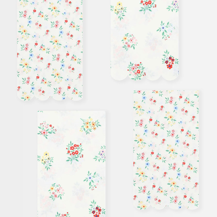 Ditsy Posy Scalloped Guest Towels