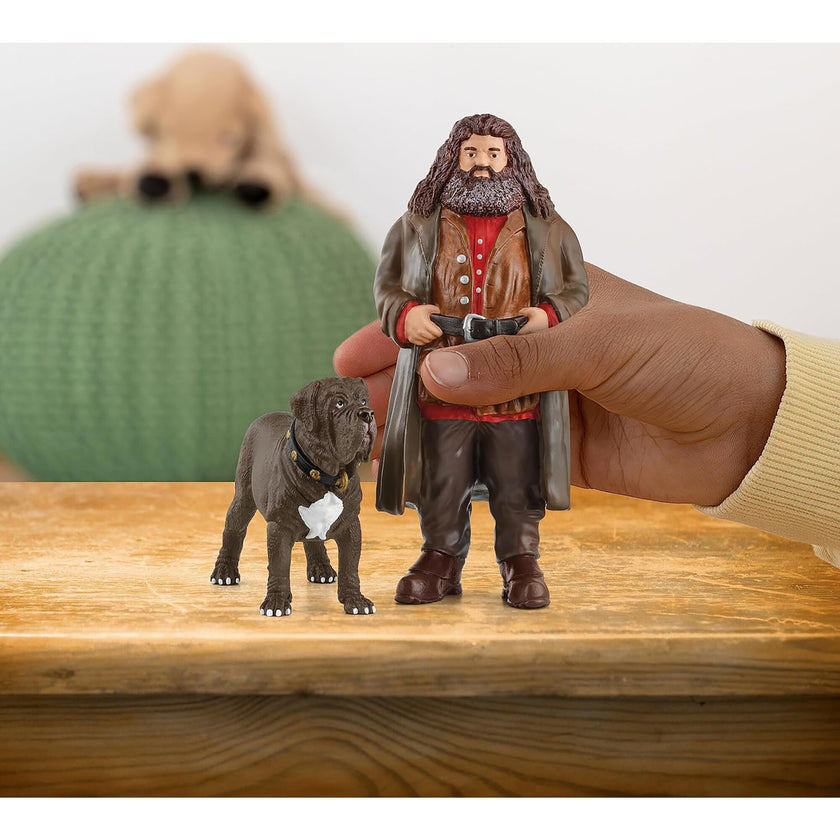 Schleich Wizarding World of Harry Potter: Hagrid & Fang Figurines