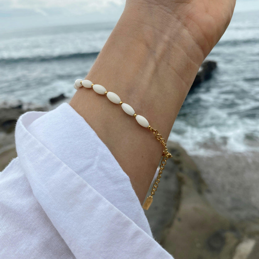 Lily Bracelet