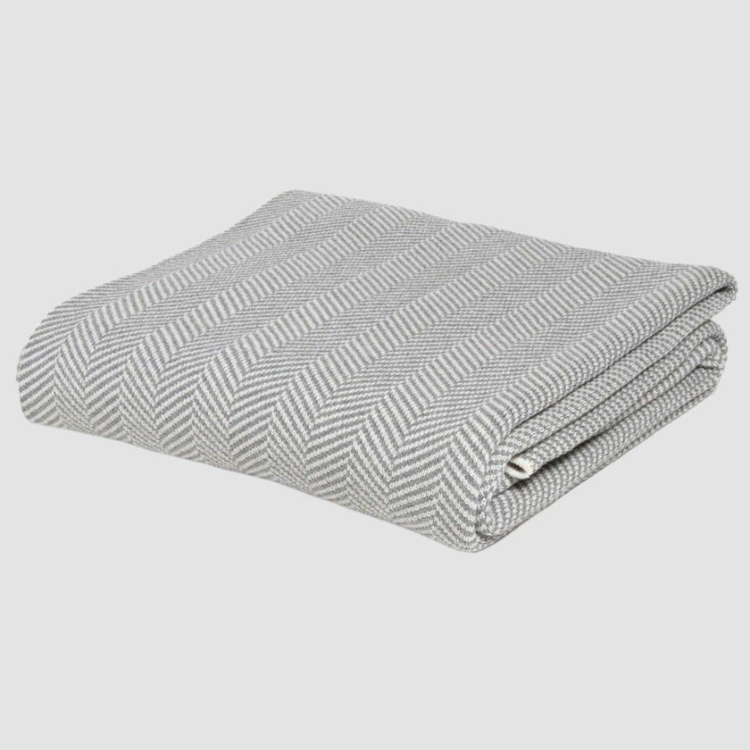 60" x 80" Jumbo Sustainable Knit Throw Blanket - Herringbone