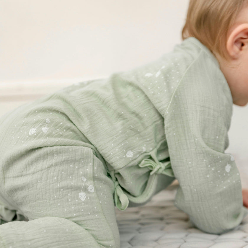 Wrap Muslin Onesie Mint