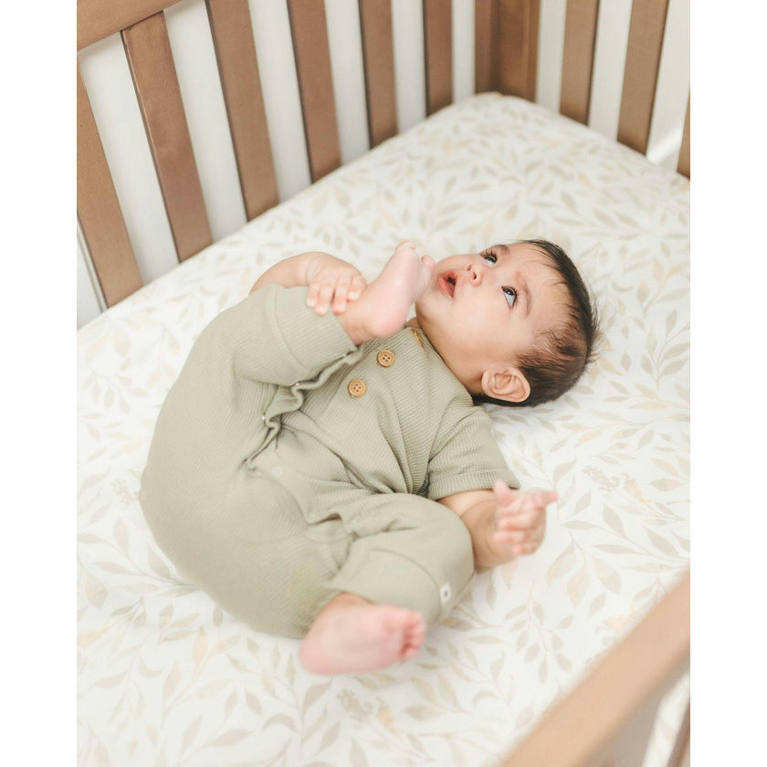 Willow Fitted Crib Sheet (Neutral Leaf)