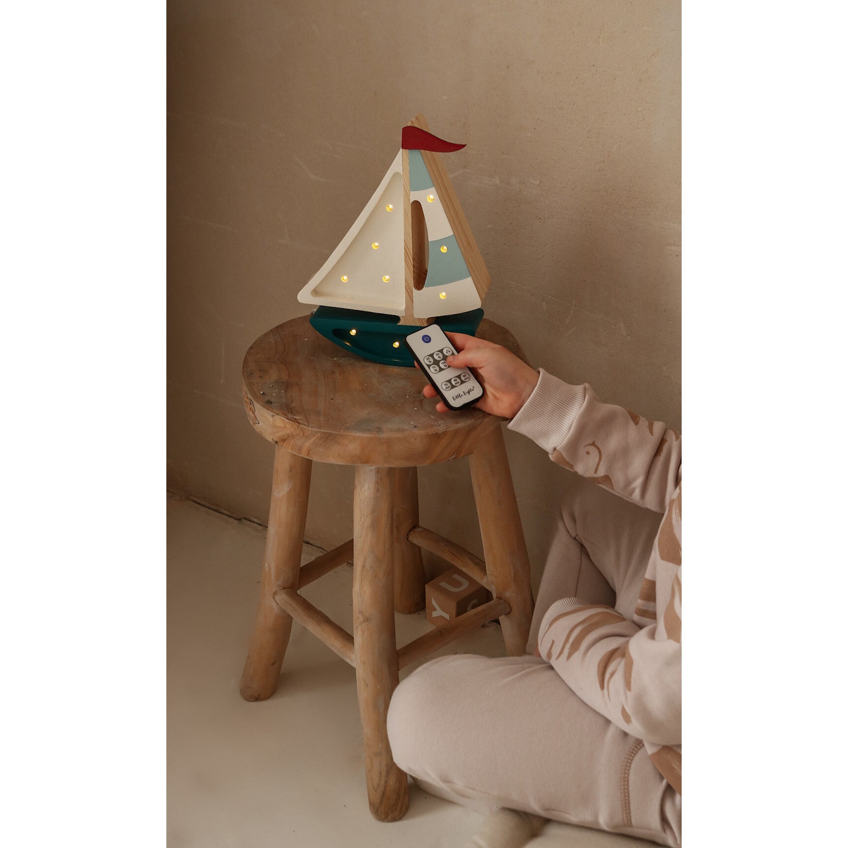 Mini Sailboat Lamp