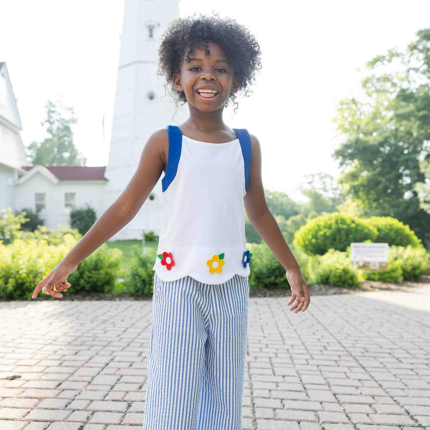 Knit Top With Scallop Hem And Flowers