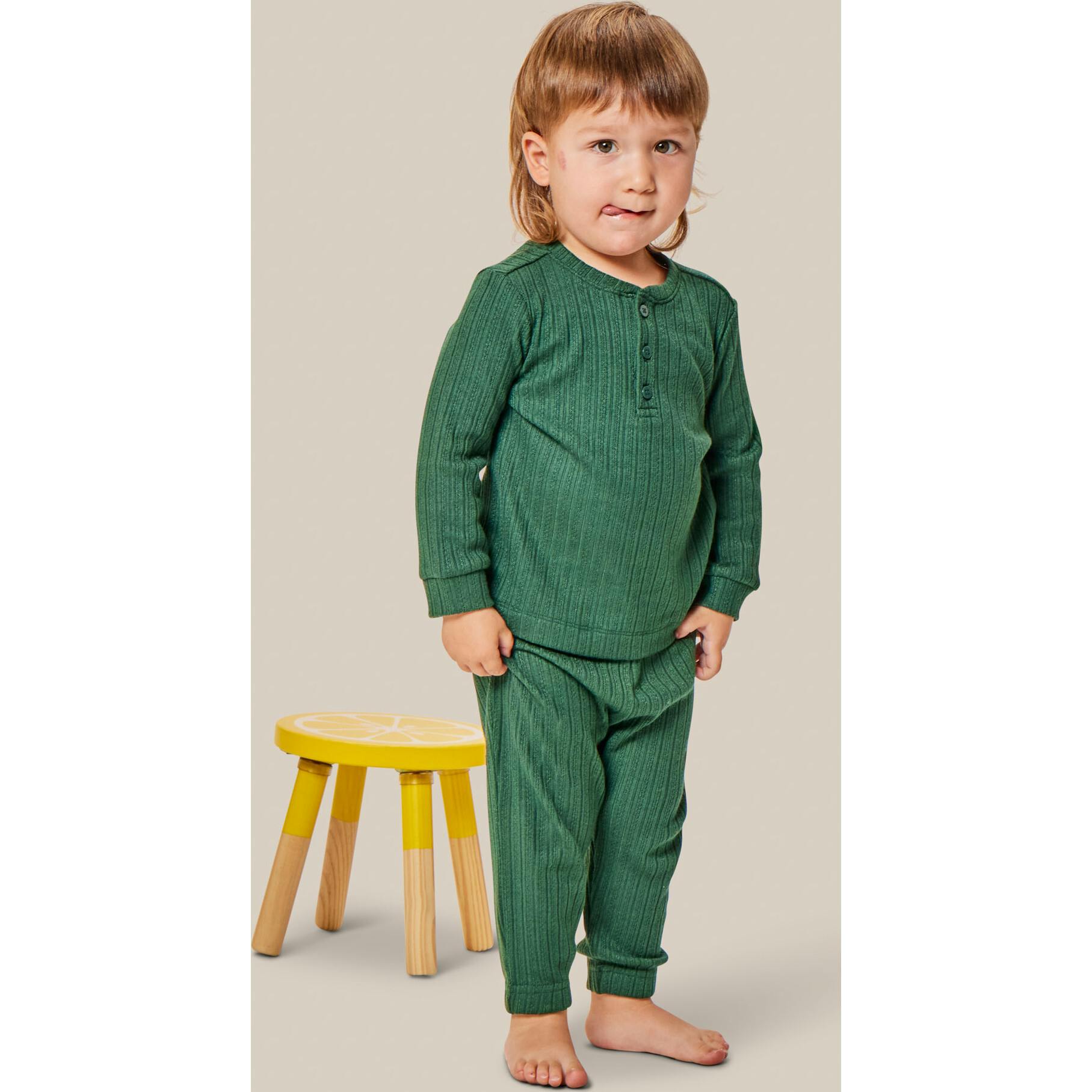 Taos Henley