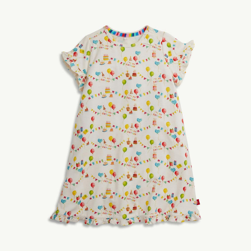 Magnetic Nightgown
