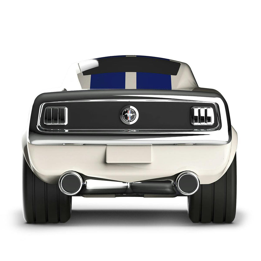 Car RACING CAR FORD Mustang Ivory White