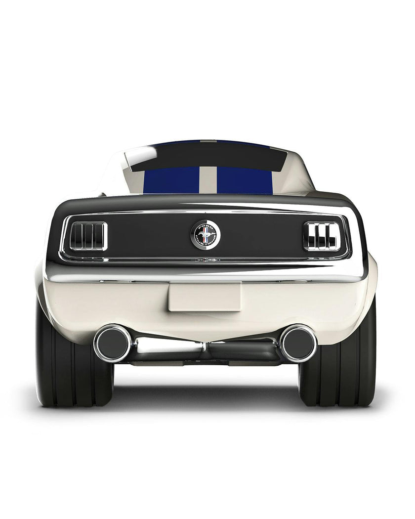 Car RACING CAR FORD Mustang Ivory White