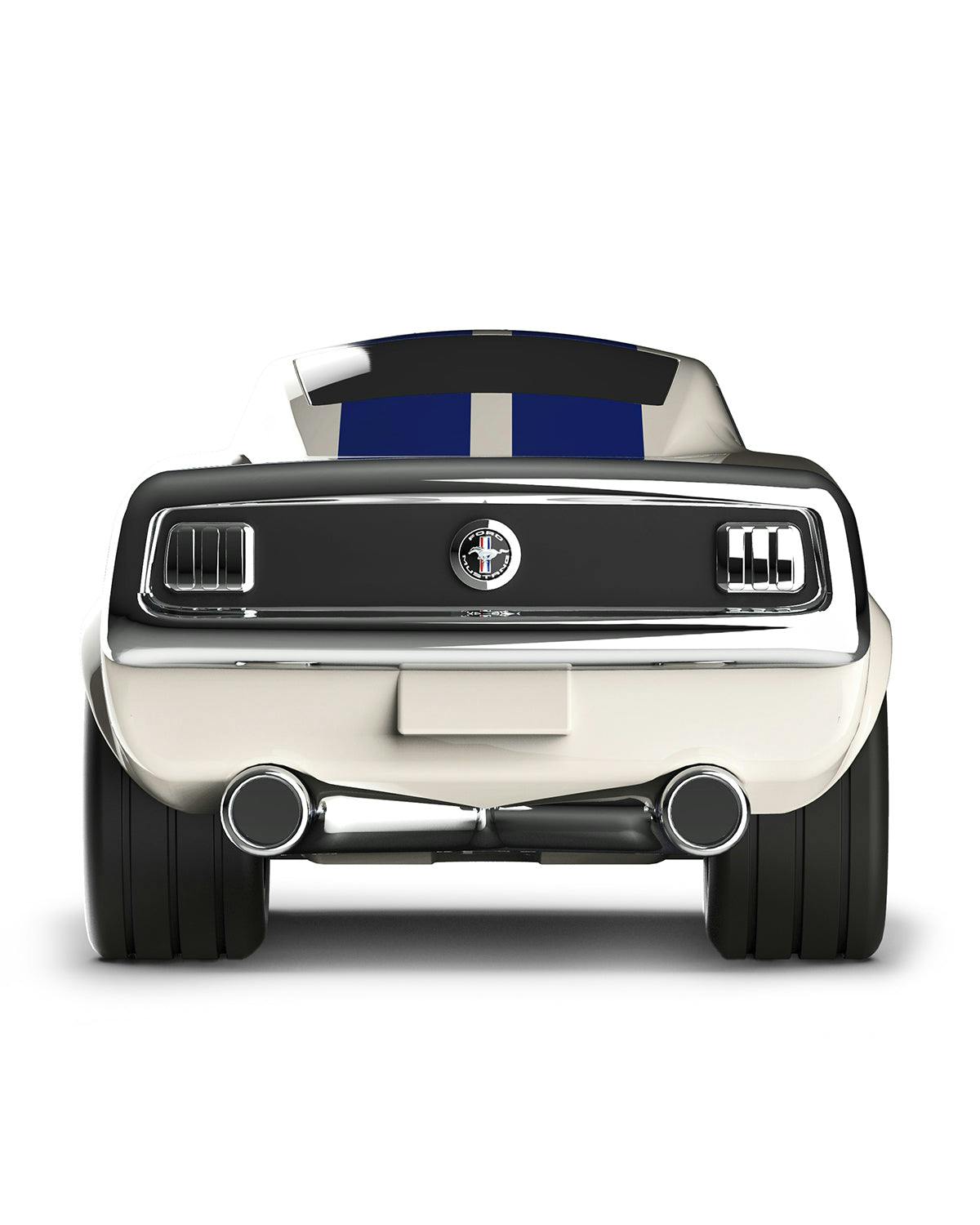 Car RACING CAR FORD Mustang Ivory White