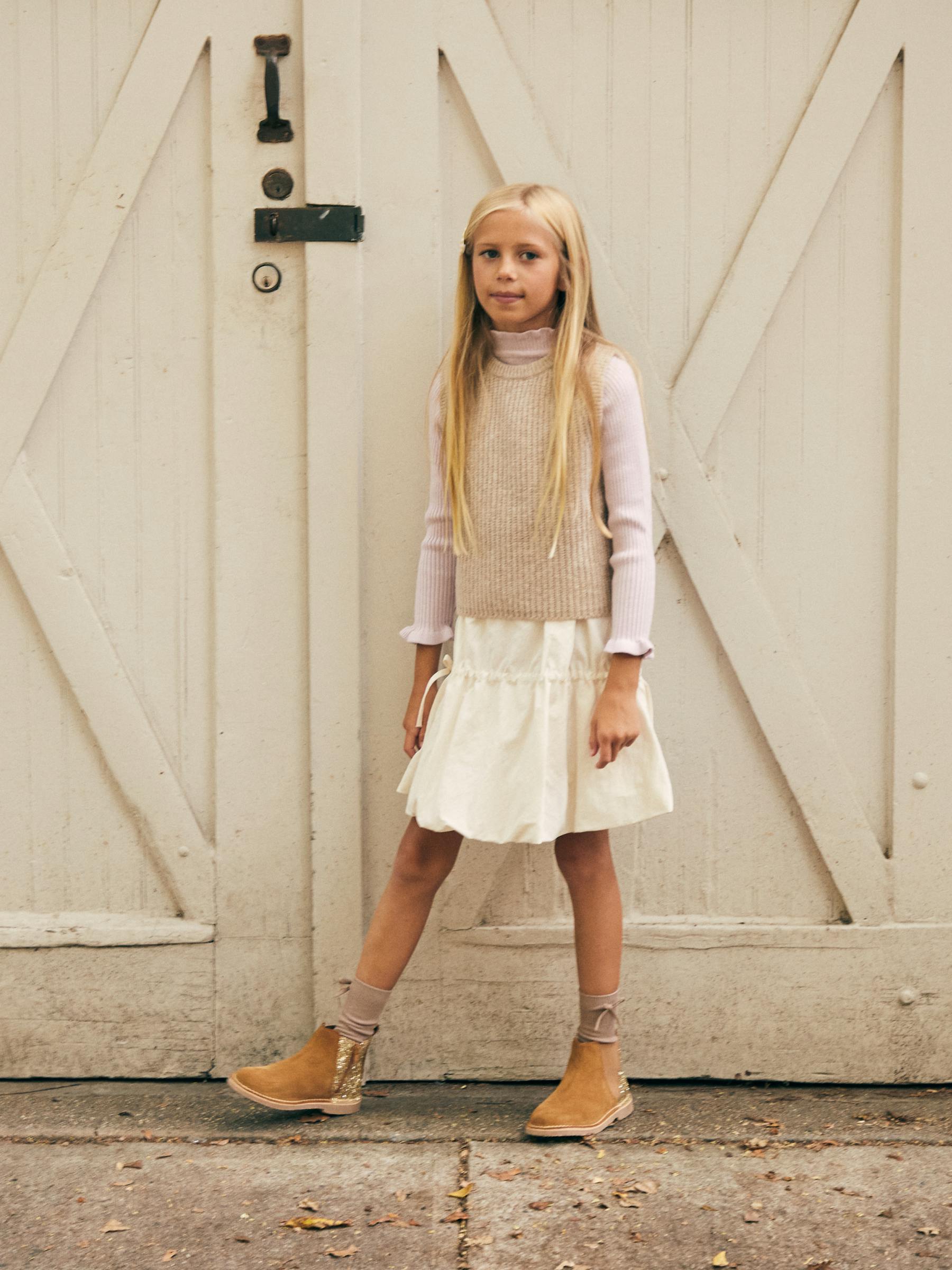 Olivia Camel