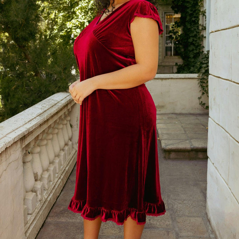 Livia Dress in Burgundy Velvet