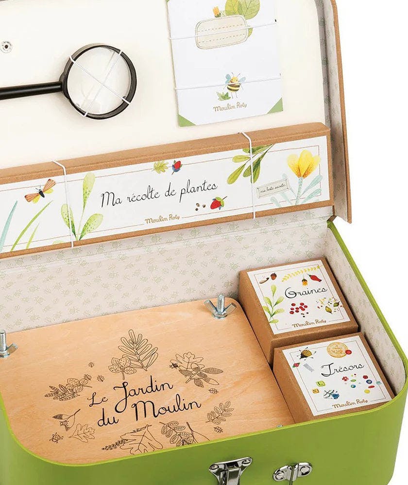 The Botanist Suitcase