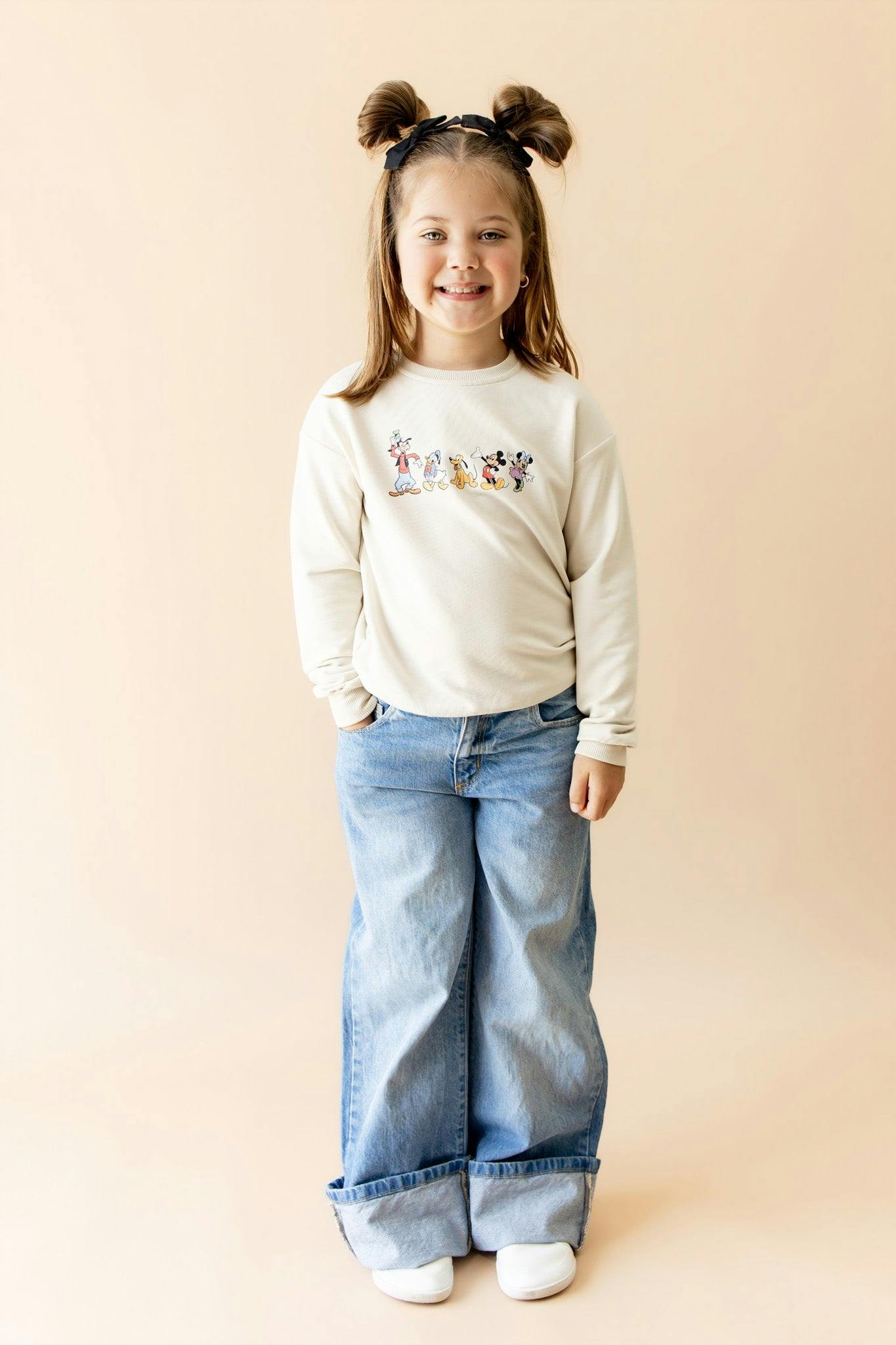 Sweatshirt in Mickey and Friends on Ecru