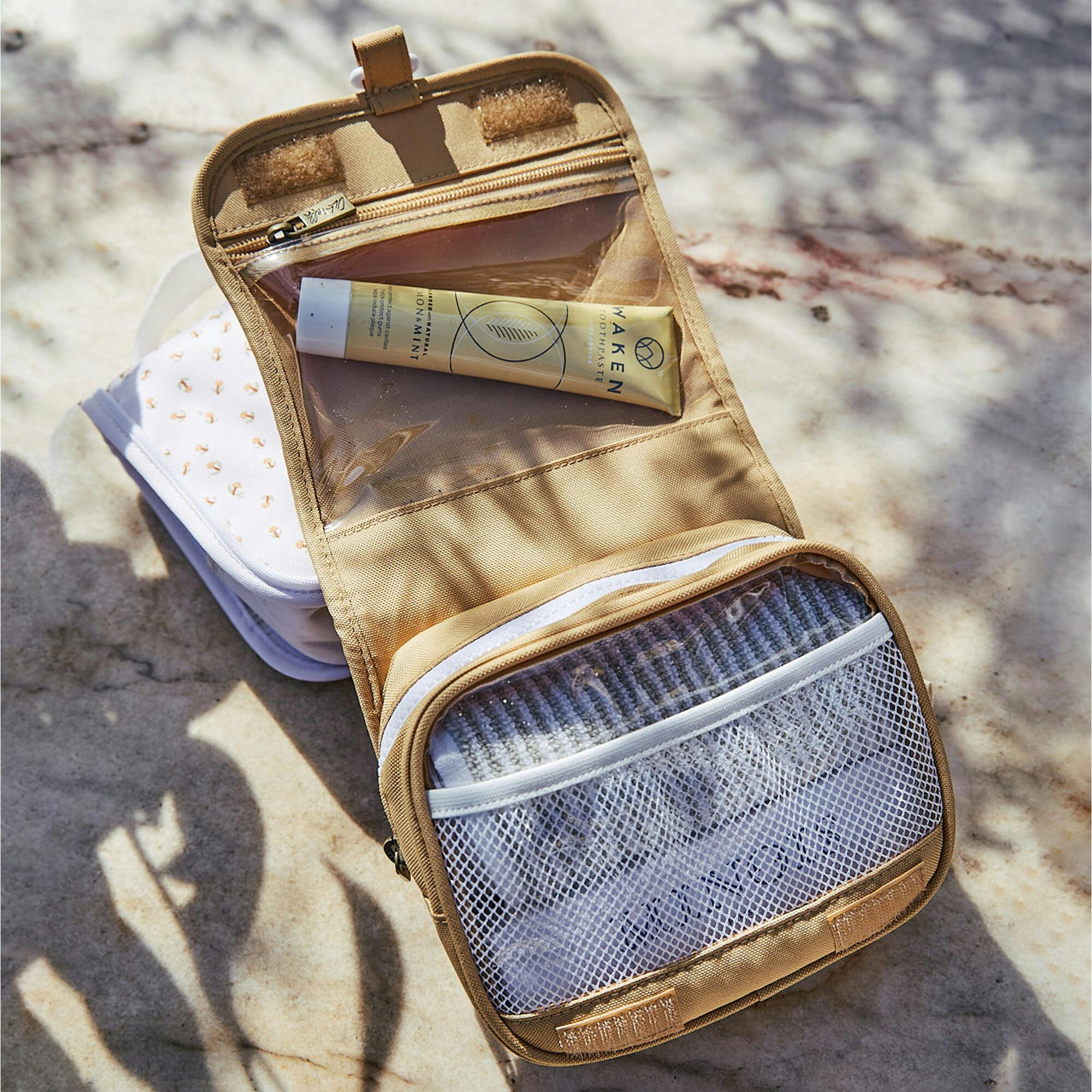 See-Ya Wash Bag